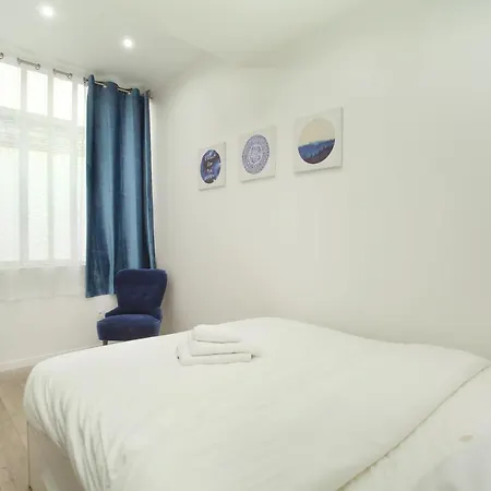 Rent A - Charon Apartment